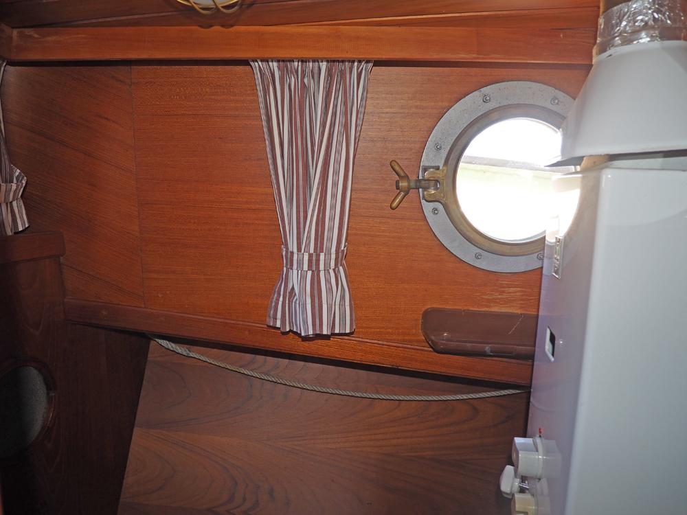 Cabin en avant, H&eacute;bergements